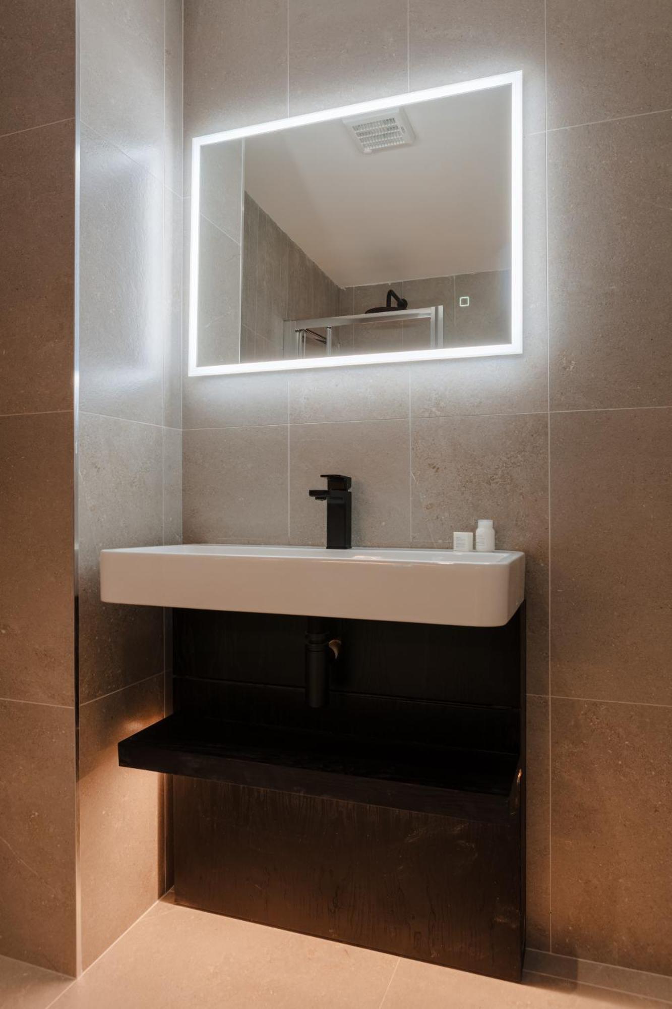 The Earl Hotel Leeson Street, Sonder By Marriott Bonvoy Dublin Bilik gambar